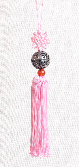 [Handcrafted by Artisan] Cast-Metal Norigae, 1 Piece