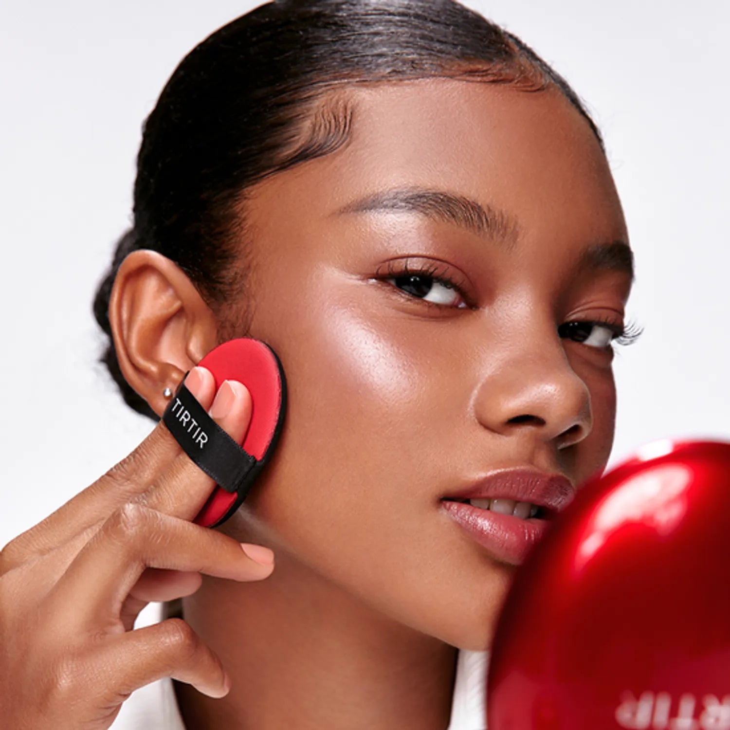 [45 SHADES/SINGLE] [TIRTIR] Mask Fit Red Cushion (Lightweight, Full-Coverage UT Cushion Foundation)