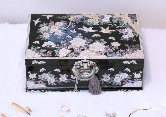 [Handcrafted by Artisan] 2-Tier Mother-of-Pearl Jewelry Box (Various Designs, Colors, and Sizes)