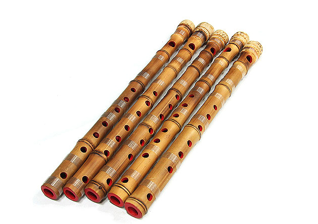 Korean Traditional Wind Instrument Sogeum with Case, 1 Set