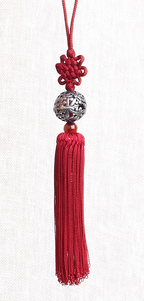 [Handcrafted by Artisan] Cast-Metal Norigae, 1 Piece