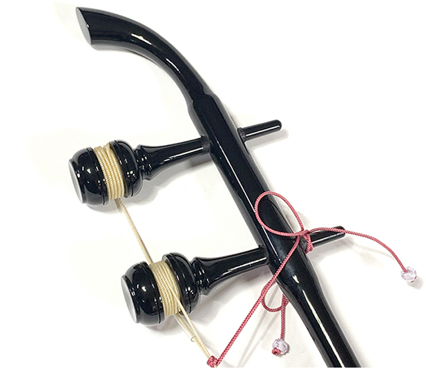 Korean Traditional String Instrument Haegeum with Case, 1 Set