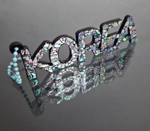 Kkotseonbi Plum Blossom Hat Mother-of-Pearl Keyring DIY Kit, 1 Set