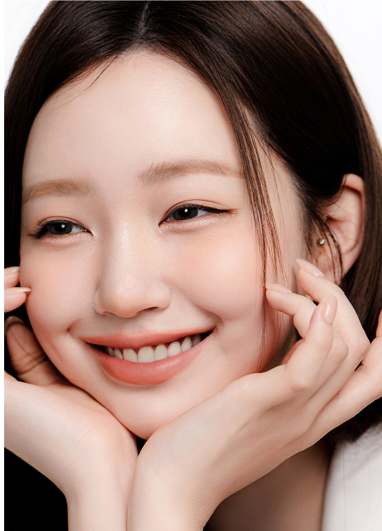 YOUS ONE DAY Vintage Black (13.8mm Graphic DIA, Daily Silicone Hydrogel Lenses)