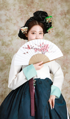 Classic Korean Hanbok Dress – Timeless Elegance in White & Deep Green