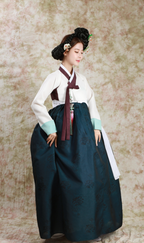 Classic Korean Hanbok Dress – Timeless Elegance in White & Deep Green