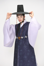 Drama-Inspired Men’s Hanbok – Noble Scholar Style in Navy