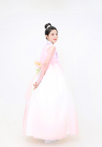 Romantic Pink Hanbok Dress – Dreamy Gradient Elegance for Women