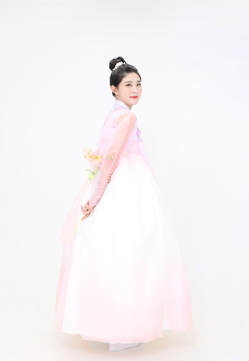Romantic Pink Hanbok Dress – Dreamy Gradient Elegance for Women