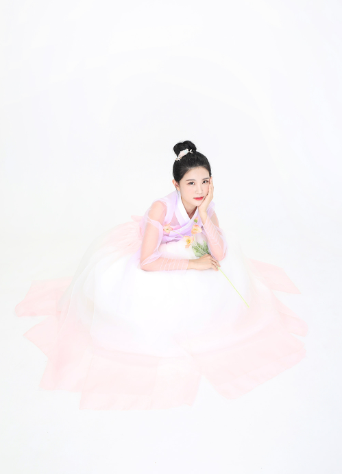 Romantic Pink Hanbok Dress – Dreamy Gradient Elegance for Women