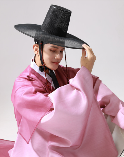 Heritage Rose Hanbok for Men – Bold Pink Seonbi Style