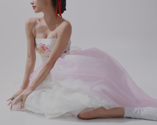 Blossom Breeze Hanbok Dress – Playful Short Style with Pastel Elegance