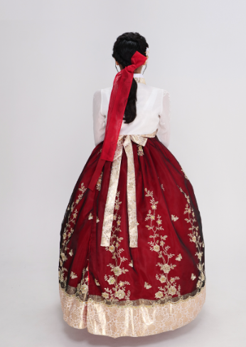 Golden Blossom Embroidery Hanbok – Royal Red & Blue Collection