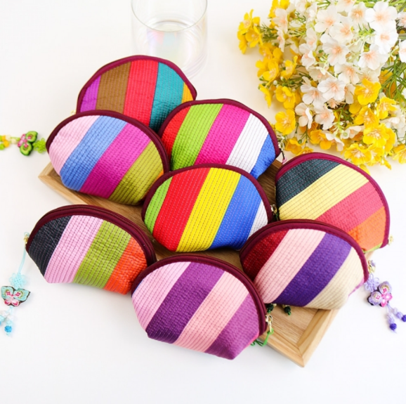 Traditional Color Coin Purse (Random Color)