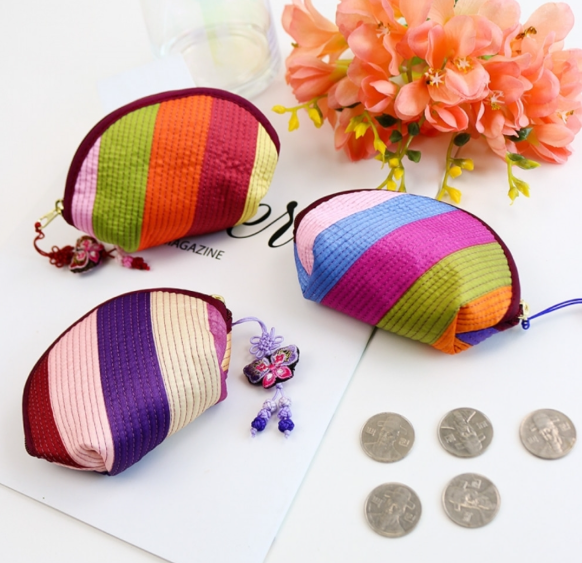 Traditional Color Coin Purse (Random Color)