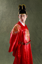 Royal Dragon Robe – Red Gwanryongpo (Traditional Korean Hanbok for Men)